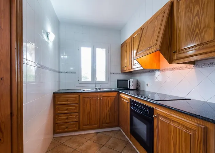 Bea By Escape 卡兰博希